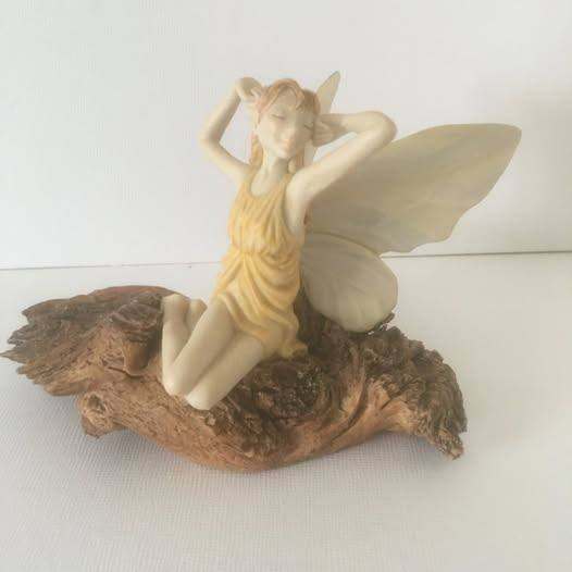 Holland studio craft Jenny Olivers Faeries-Lilybrite-released 1994-retired/sold out 1997