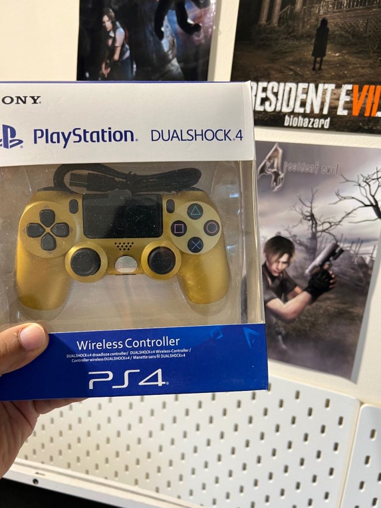 PS4 Dual Shock  controller Gold color brand new 