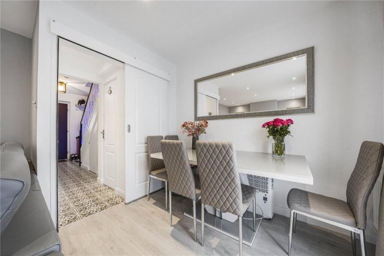 R2R SA *SW15 PUTNEY* 3 BED MAISONETTE 🏡