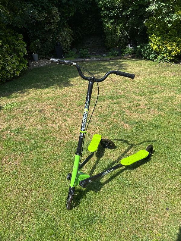 Flicker Scooter