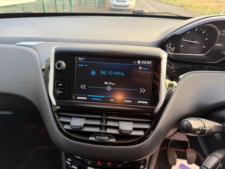 2017 Peugeot 2008 1.6 BlueHDi 100 Allure 5dr HATCHBACK Diesel Manual