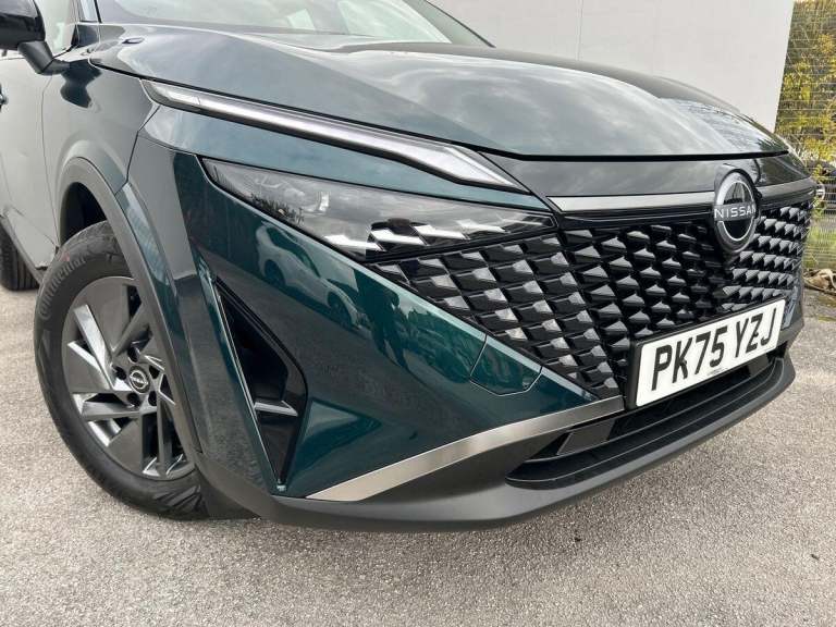 2025 Nissan Qashqai 1.3 DiG-T MH Acenta Premium 5dr HATCHBACK PETROL Manual
