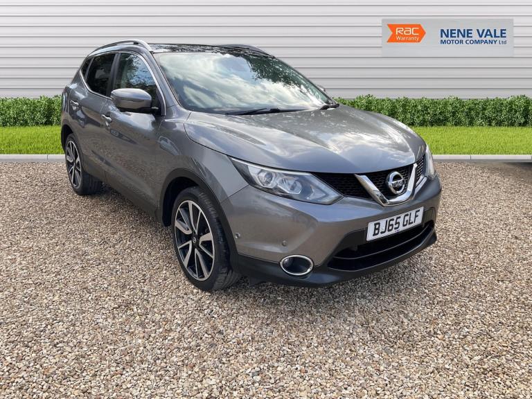 2015 Nissan Qashqai 1.5 dCi Tekna 5dr HATCHBACK DIESEL Manual