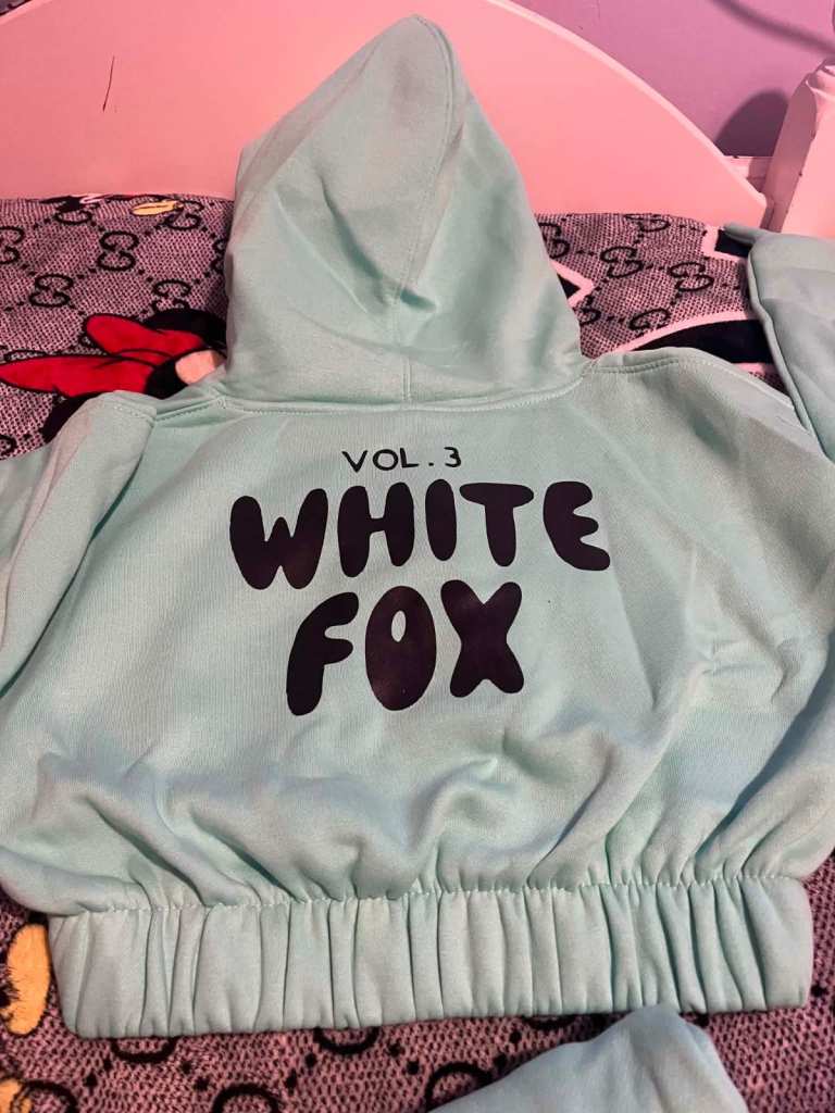 White Fox Hoodie & Shorts Set – blue set, As New