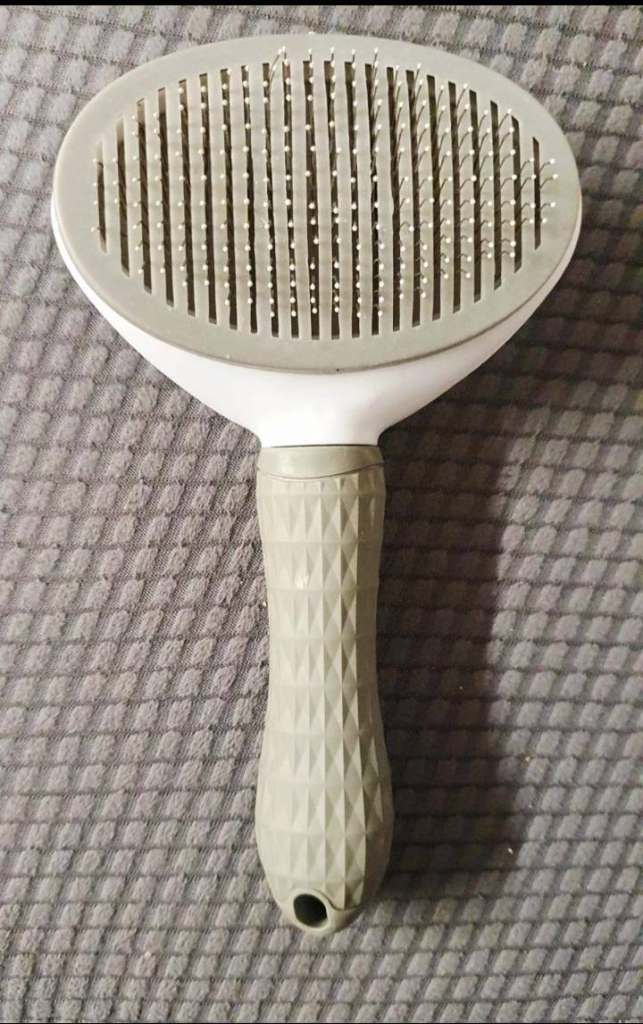 Brand New Pet Dog Cat Hair Remover Grooming Brush