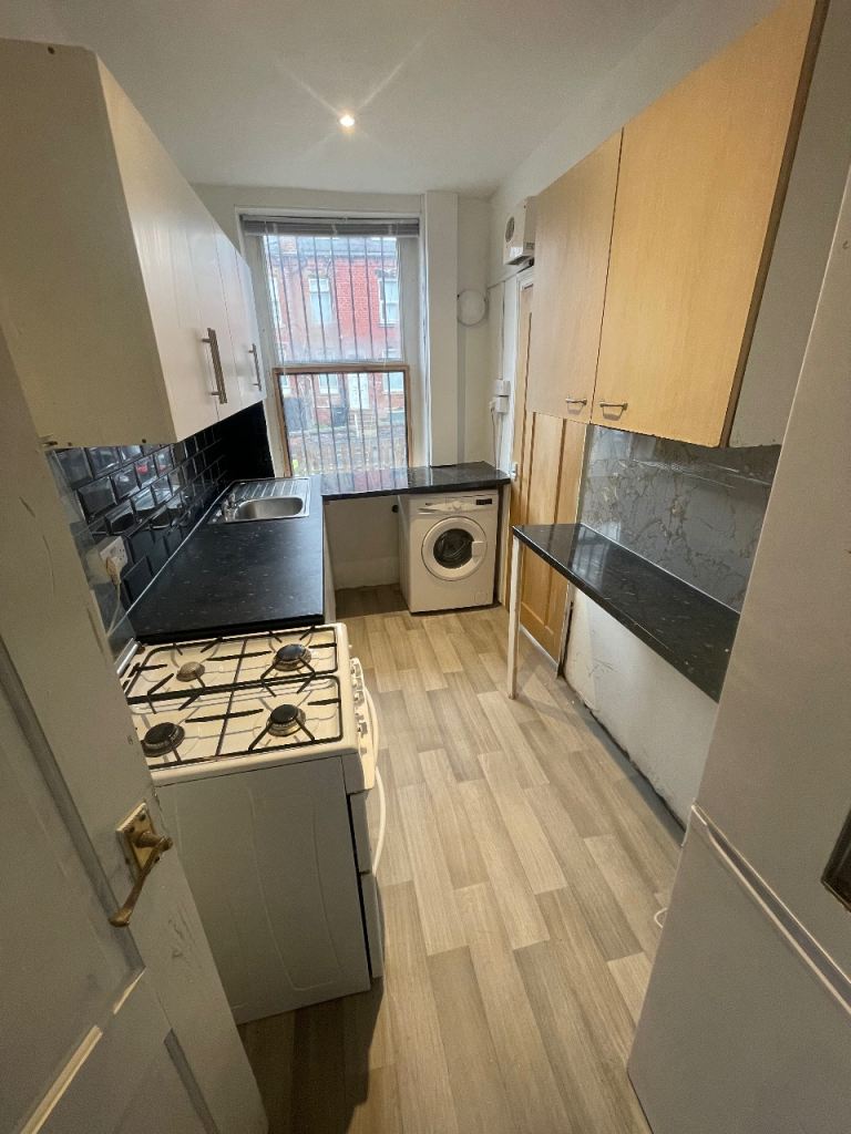2 bed house to rent harehills 