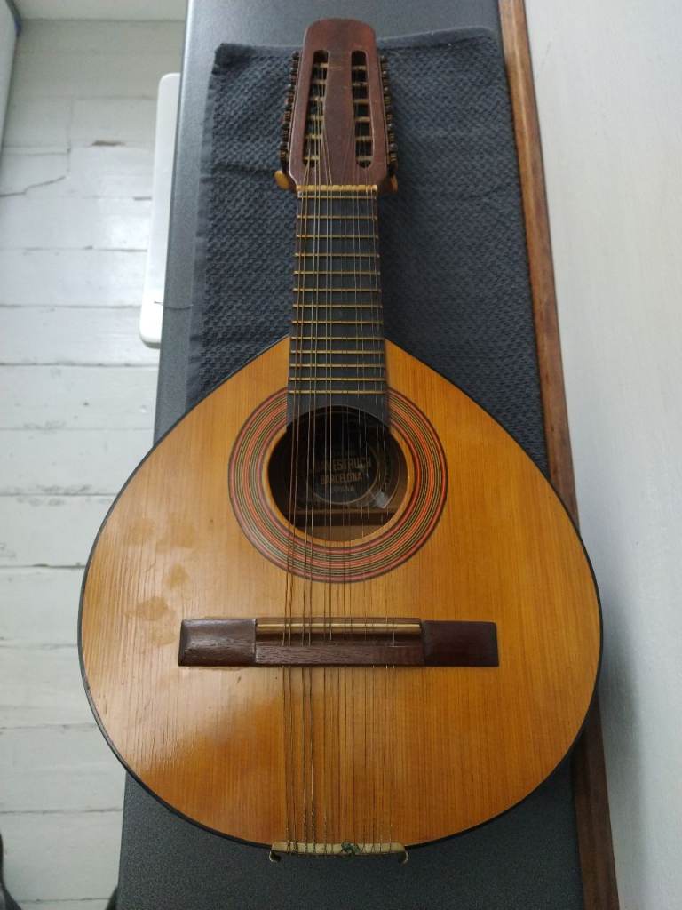 OFFERS - Juan Estruch Bandurria -  traditional 12 string acoustic
