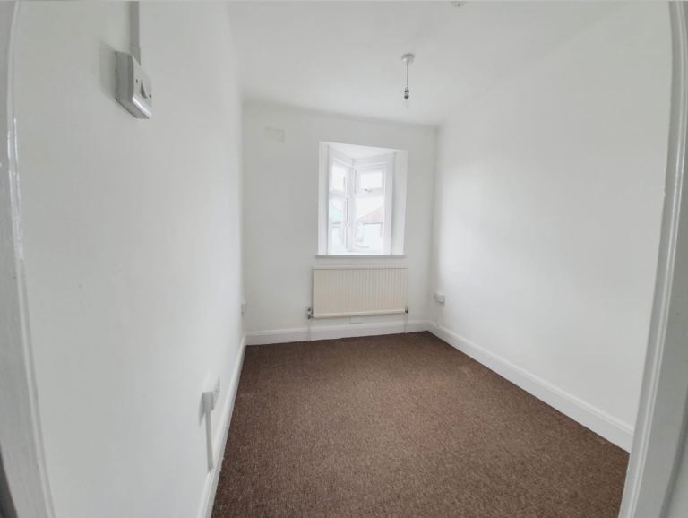 Single room in Palmers Green - Bills included £500 pmc