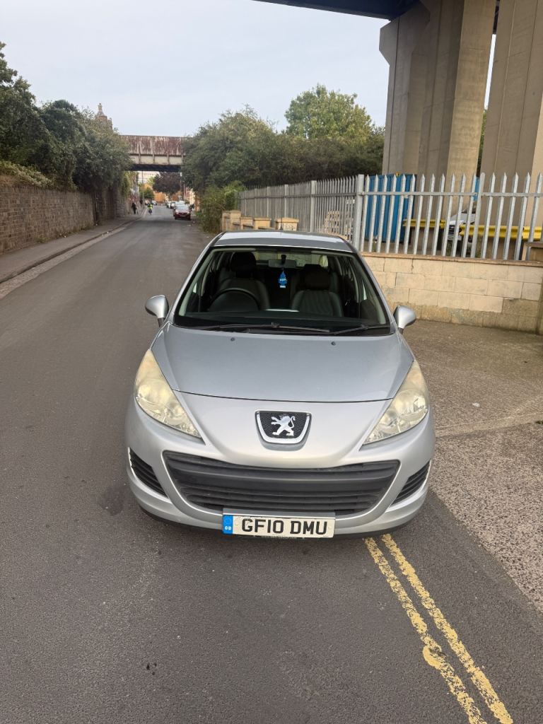 1.4L Peugot 207 8 Months MOT