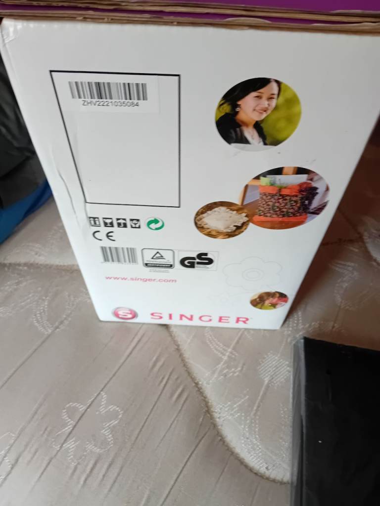 Sewing machine with kit