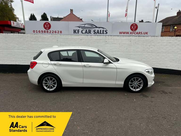 2018 BMW 1 Series 116d SE Business 5dr [Nav/Servotronic] HATCHBACK DIESEL Manual