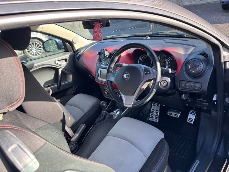 Alfa Romeo, MITO, Hatchback, 2014, Semi-Auto, 1368 (cc), 3 doors
