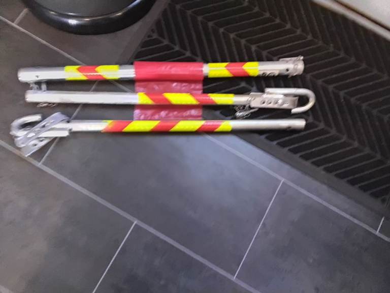 Vehicle towing bar for safe towing new bargain 