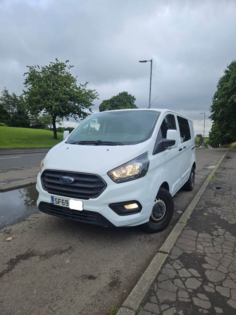 69/ reg Transit Custom crew van eco_tech 2.0 ulez comp sim vivaro trafic sprinter relay