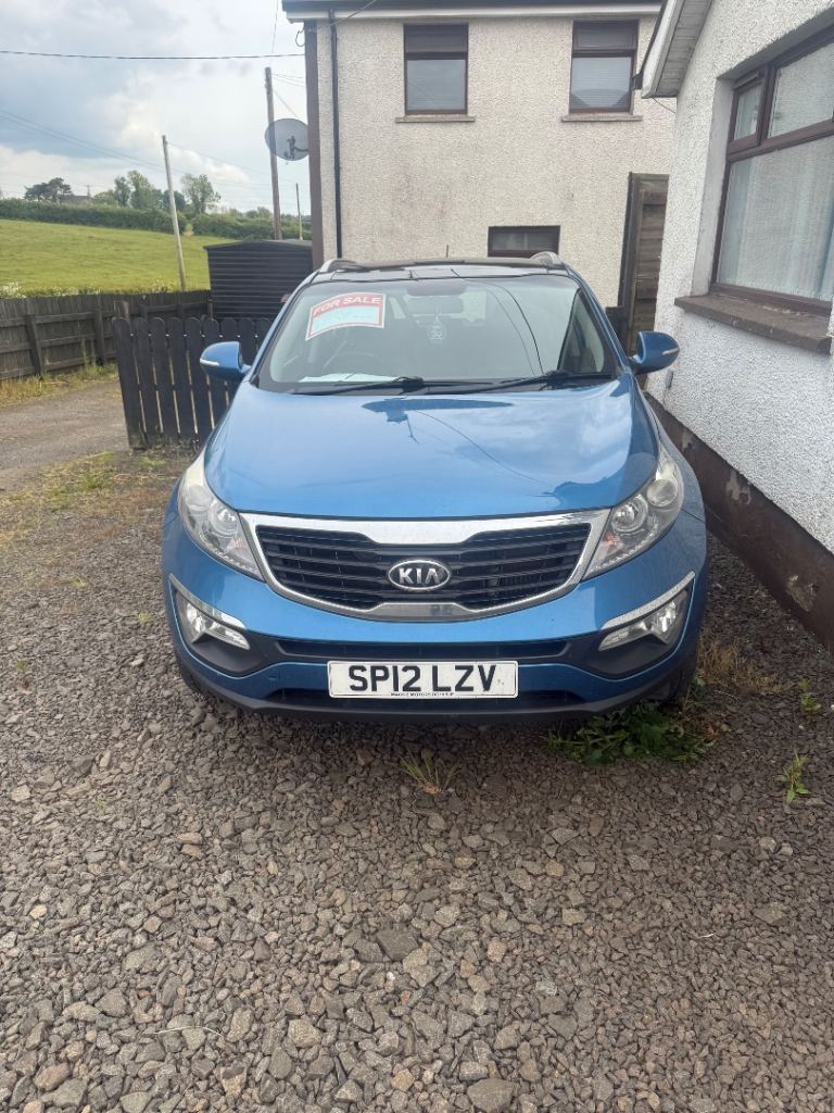 Kia sportage 2012 manual AWD