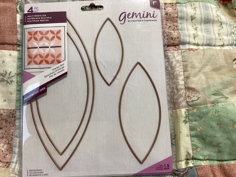 Crafter’s Companion “gemini” Multi Media Dies - 4 Piece Orange Peel Set