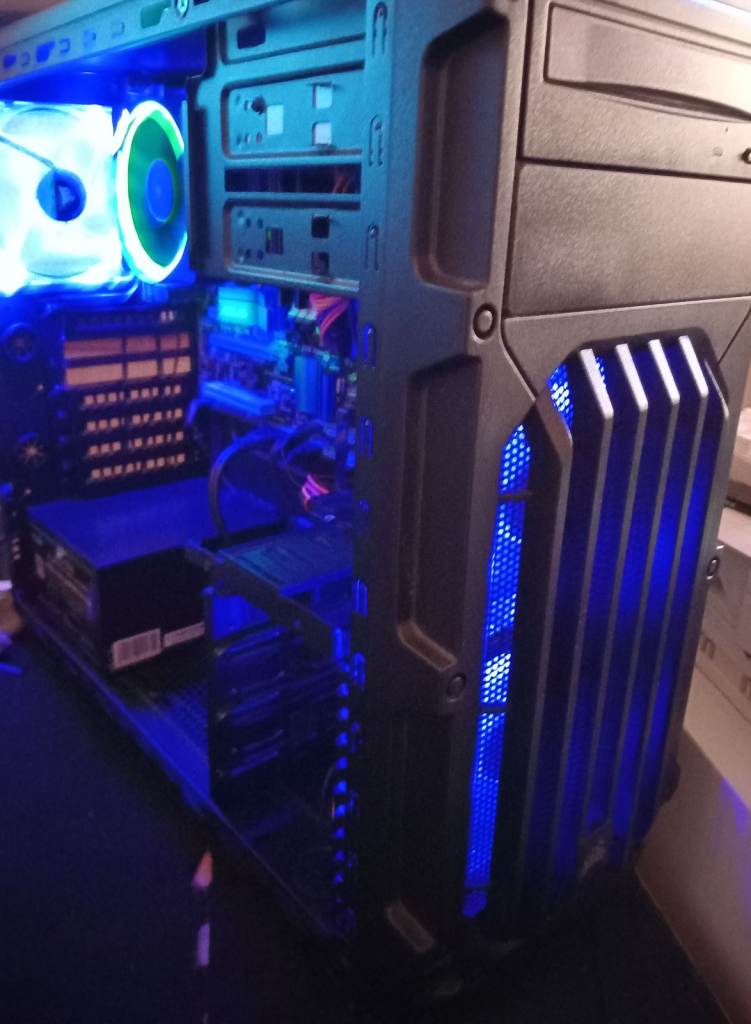 HEX CORE AMD PC TOWER MEGA CHEAP - SSD- GAMING CASE - WIN 10 