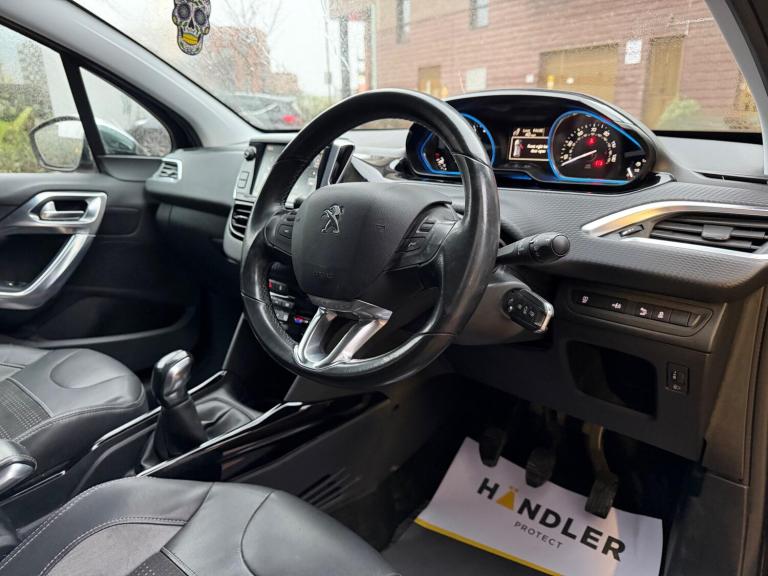 2015 Peugeot 2008 1.2 VTi Allure 5dr HATCHBACK PETROL Manual