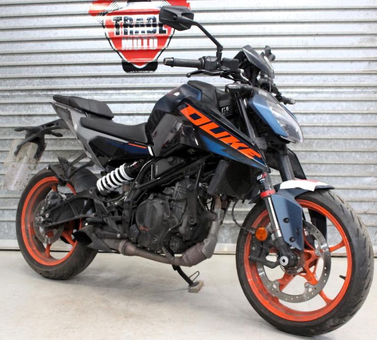 2024 74 KTM DUKE 125 ABS LEARNER LEGAL TRADE SALE NEW SHAPE 4K BLUE/ORANGE MOT