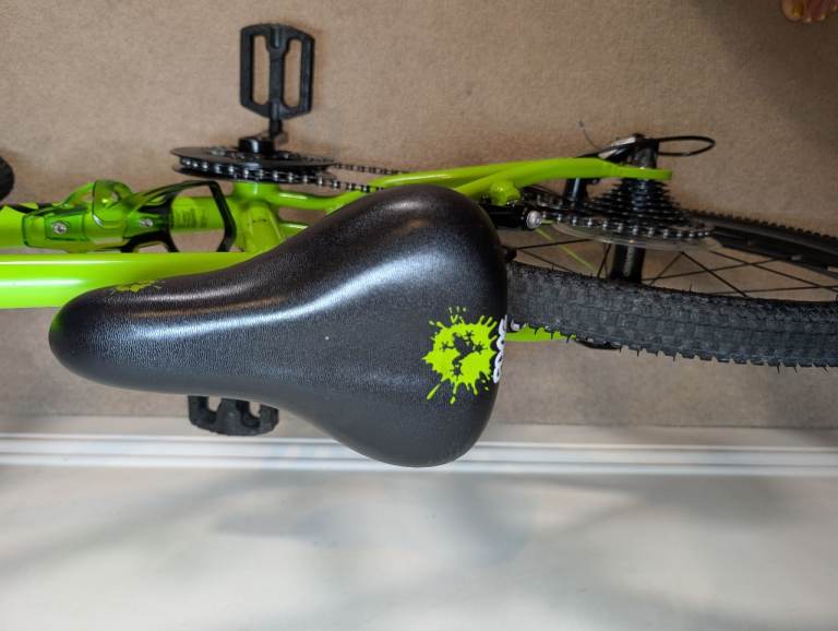 FROG BIKE 53  (5+) IN AMAZING CONDITION. COLLECTION NW LONDON OR BUCKS