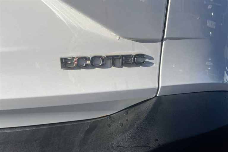 2019 Vauxhall Crossland X 1.2T ecoTec [110] SE 5dr [6 Speed] [S/S] HATCHBACK PETROL Manual