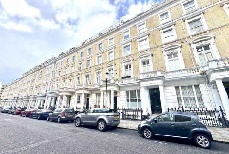 📍 Studio Apartment – Clanricarde Gardens, Notting Hill Gate, W2 💰 £369 per week | Ref: 2261