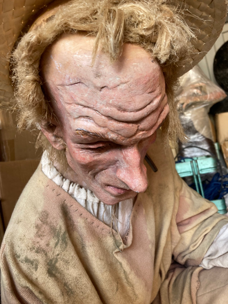 Brother in law and family for sale . I also have storage available for rent.