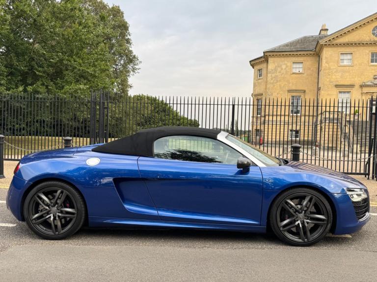 2015 Audi R8 5.2 FSI V10 Quattro 2dr S Tronic CONVERTIBLE PETROL Automatic
