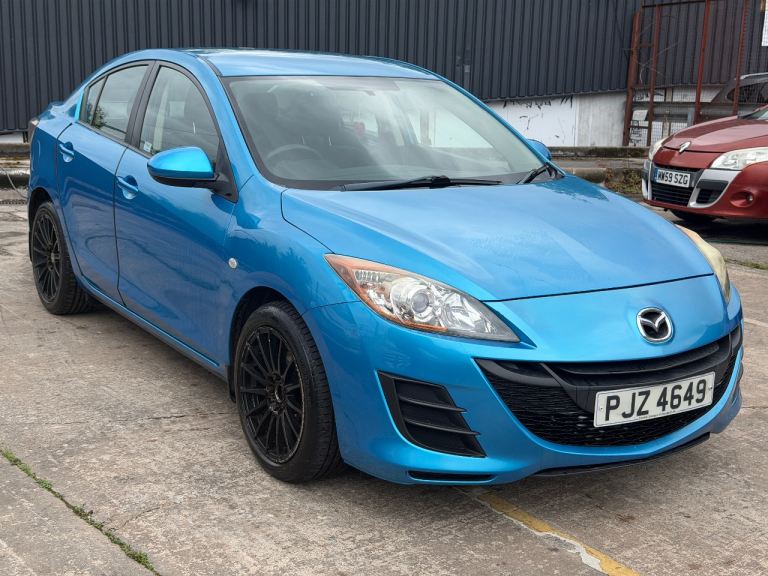 MAZDA 3 1.6d TS 4dr 2009 very good cheap clean. 