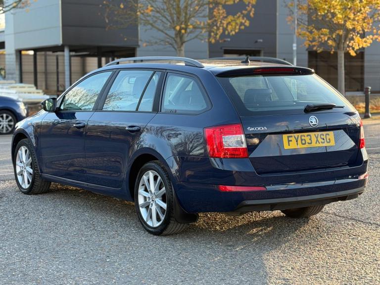 2013 Skoda Octavia 1.4 TSI Elegance Estate 5dr Petrol DSG Euro 5 (s/s) (140 ps) ESTATE Petrol Aut...