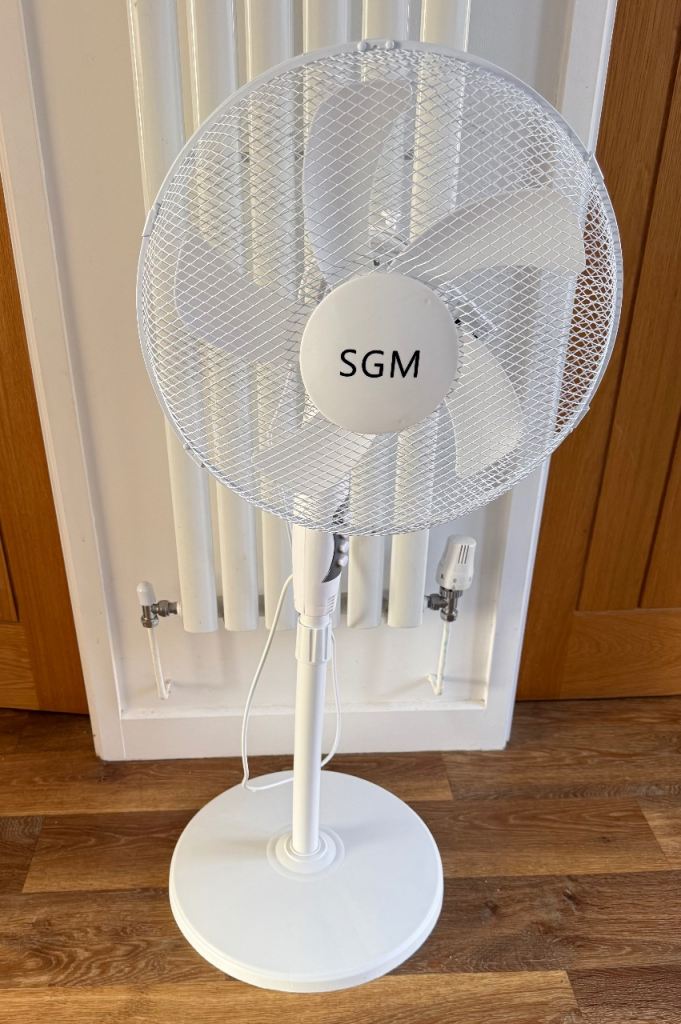 16” White Standing Electric Fan