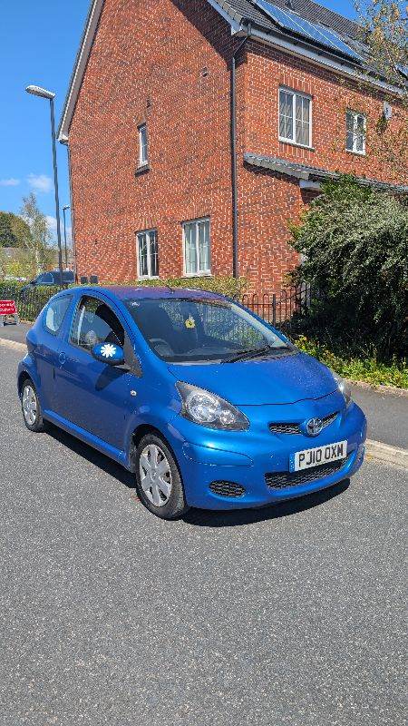 Toyota, AYGO, Hatchback, 2010, Manual, 998 (cc), 3 doors