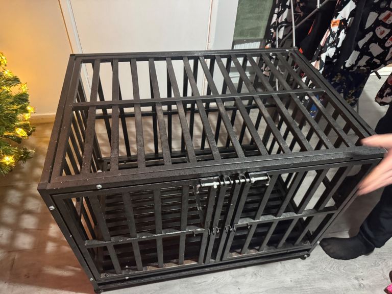 Large Dog cage