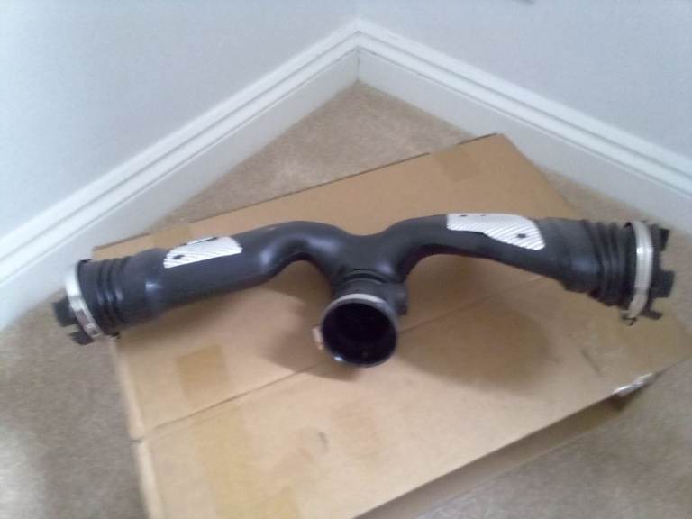 Air pipe ( Mercedes E class) 