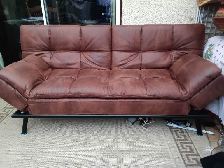 A SLEEPMASTER TEXAS DOUBLE SOFA BED.