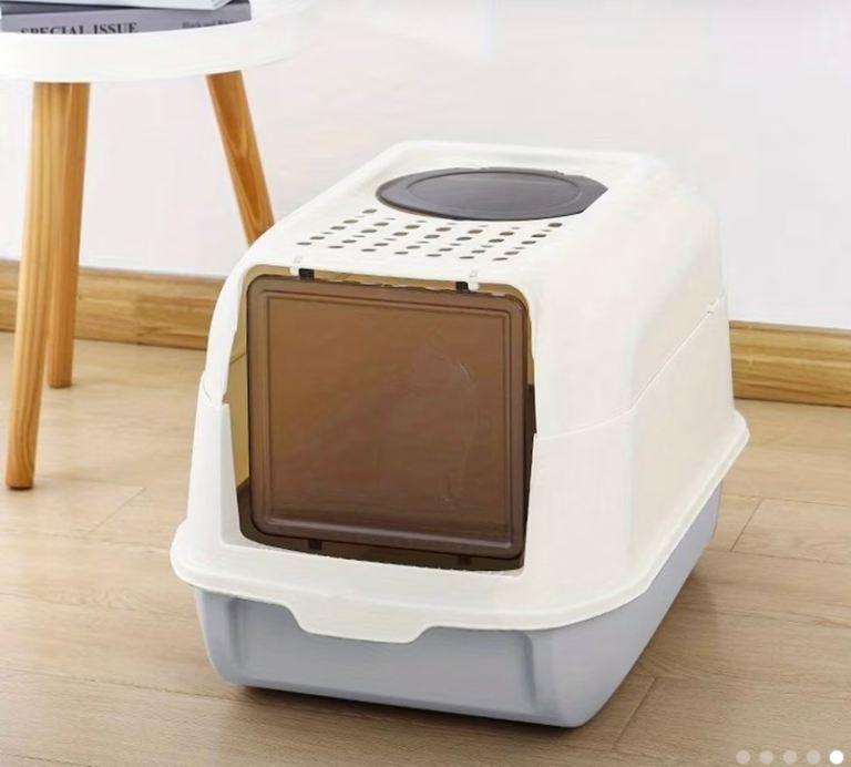Large enclosed litter box 