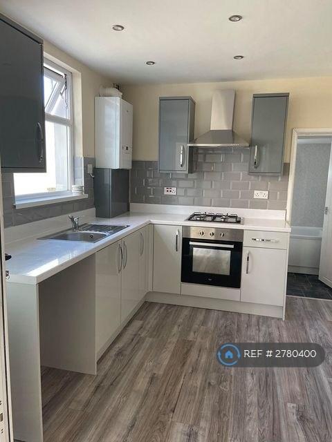 4 bedroom house in Lewis St, Pentre, CF41 (4 bed) (#2780400)