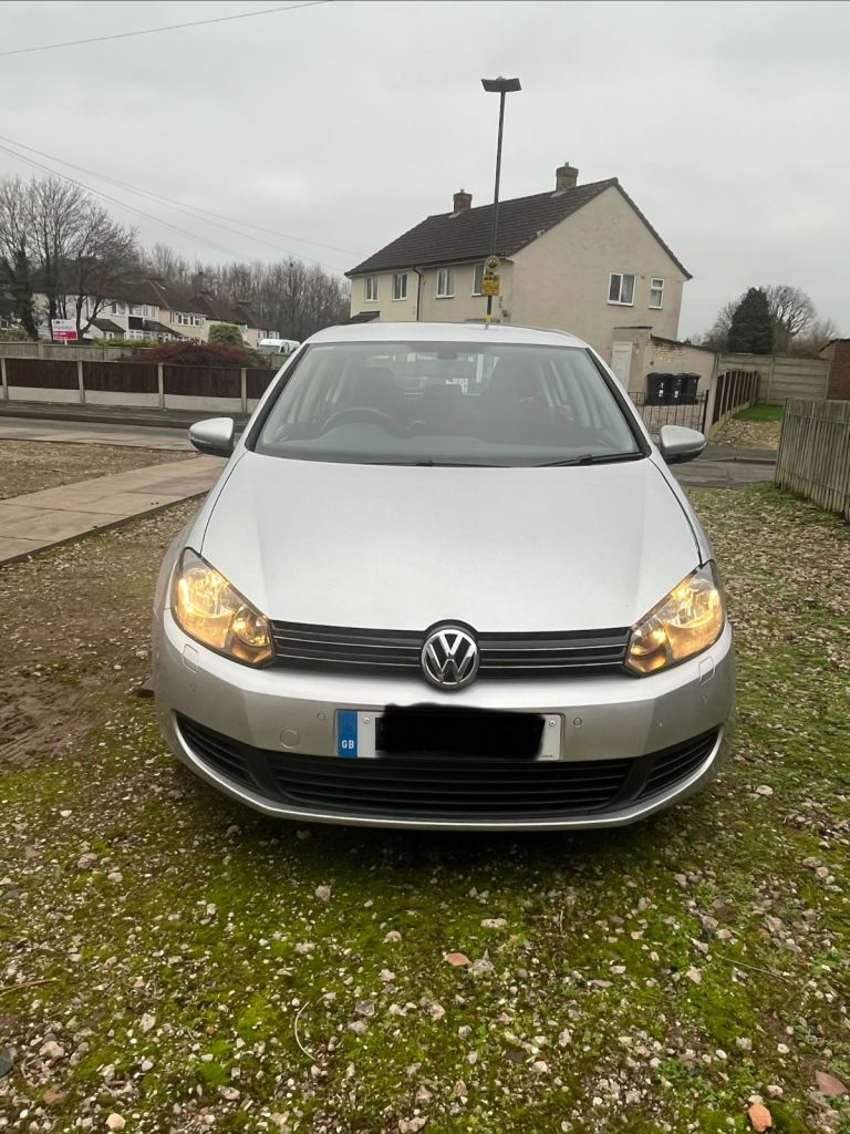 Volkswagen GOLF DSG Automatic Hatchback, 2010, Semi-Auto, 1598 (cc), 5 doors