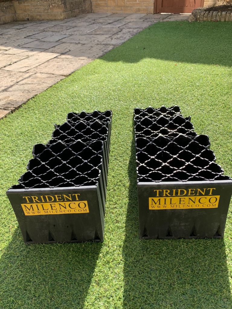 Trident Milenco Levelling Ramps