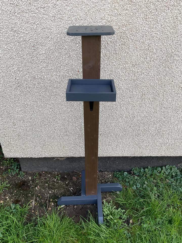 Handmade Bird Table with Detachable Top (See All Pictures)