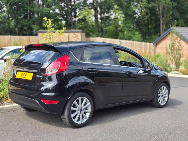 FORD FIESTA 1.0T EcoBoost Titanium Euro 6 (s/s) 5dr 2015