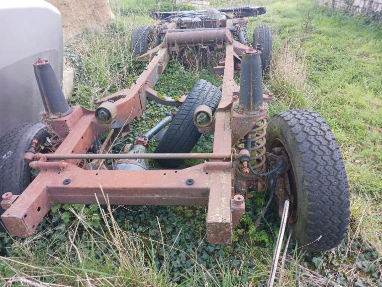 LAND ROVER DISCOVERY ROLLING CHASSIS