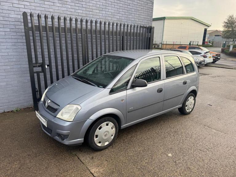 Vauxhall Meriva .6i 16v Life 5dr