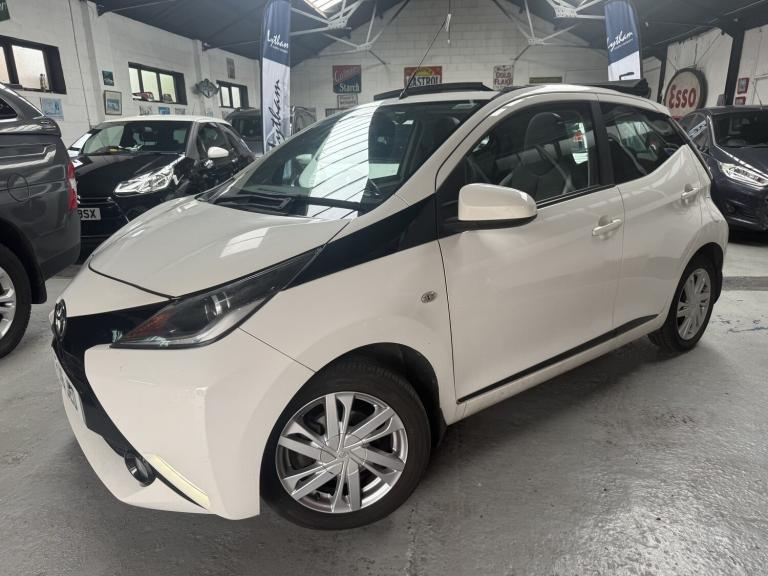 TOYOTA AYGO 1.0 VVT-i x-pression 2016