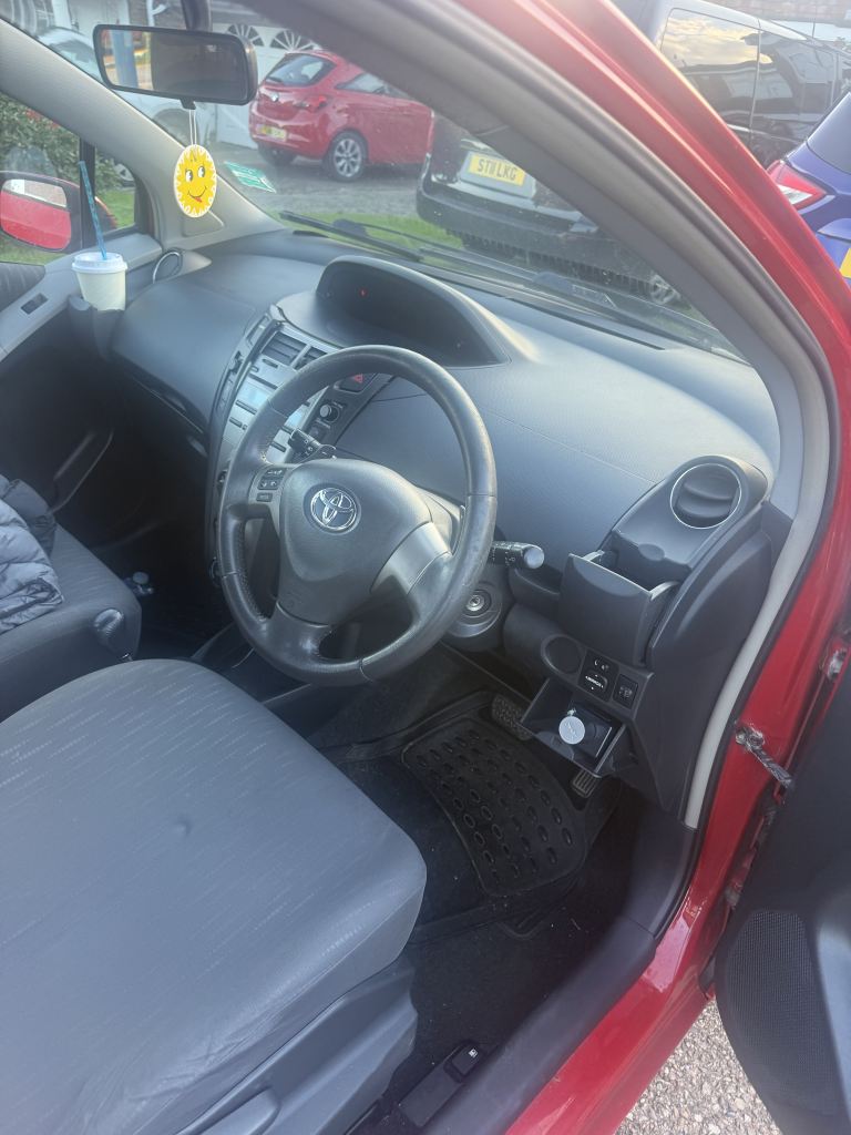 Toyota, YARIS, Hatchback, 2009, Semi-Auto, 1329 (cc), 5 doors