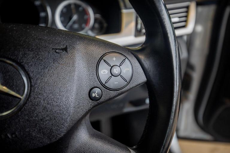 2009 Mercedes-Benz E Class E220 CDI BlueEFFICIENCY SE 4dr Tip Auto SALOON DIESEL Automatic