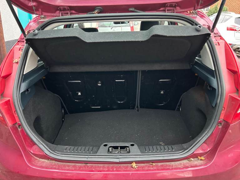 Ford, FIESTA, Hatchback, 2010, Manual, 1388 (cc), 5 doors