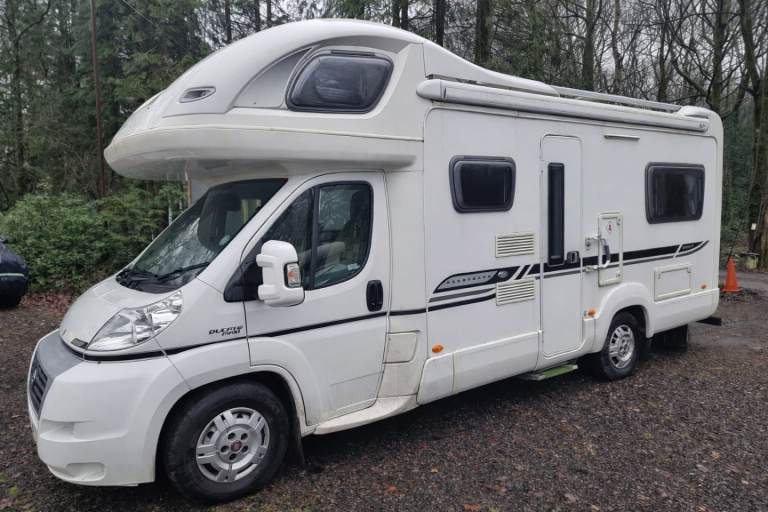 4 Berth Motorhome Bessacarr E695 2010, 2287 (cc)