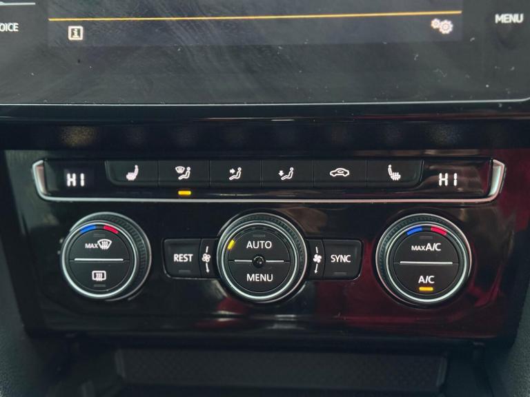 2019 Volkswagen Arteon 1.5 TSI EVO Elegance Fastback DSG Euro 6 (s/s) 5dr HATCHBACK Petrol Automatic