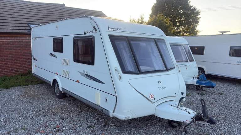 ELDDIS AVANTE 544 CLUB EDITION FIXED BED WITH MOTOR MOVERS 2008 CARAVAN